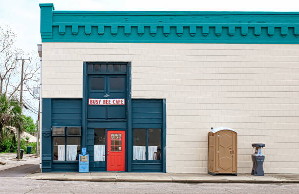 Best Porta potty delivery and setup  in Dadeville, AL